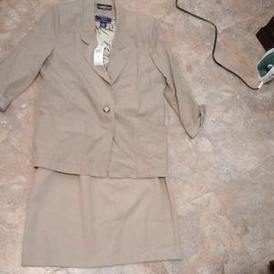 Women's full suit